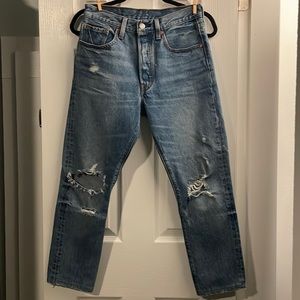 Levi’s distressed 501 crop jeans